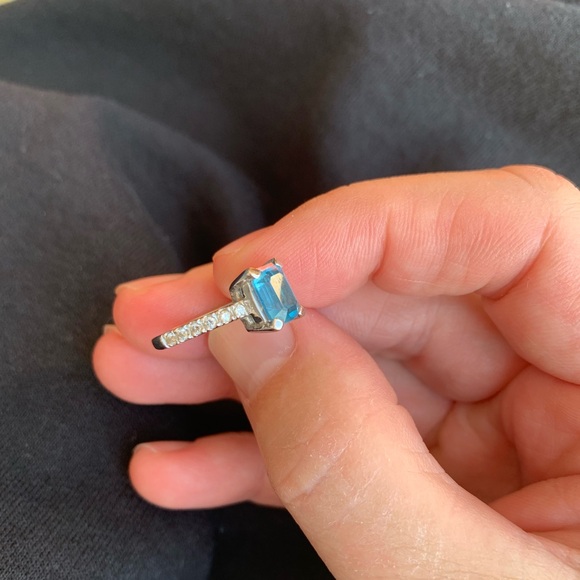 Custom made ring - Picture 1 of 7